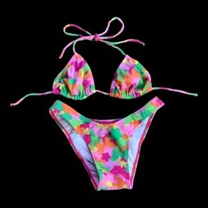 Recco brazilian pink floral and butterflies print set. NWT